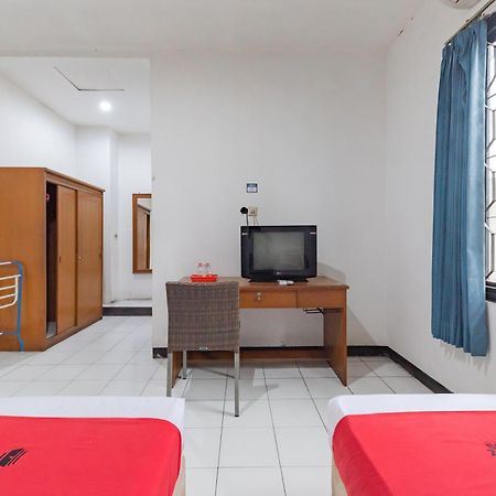 Reddoorz Near Taman Kota Lapang Merdeka Sukabumi Extérieur photo