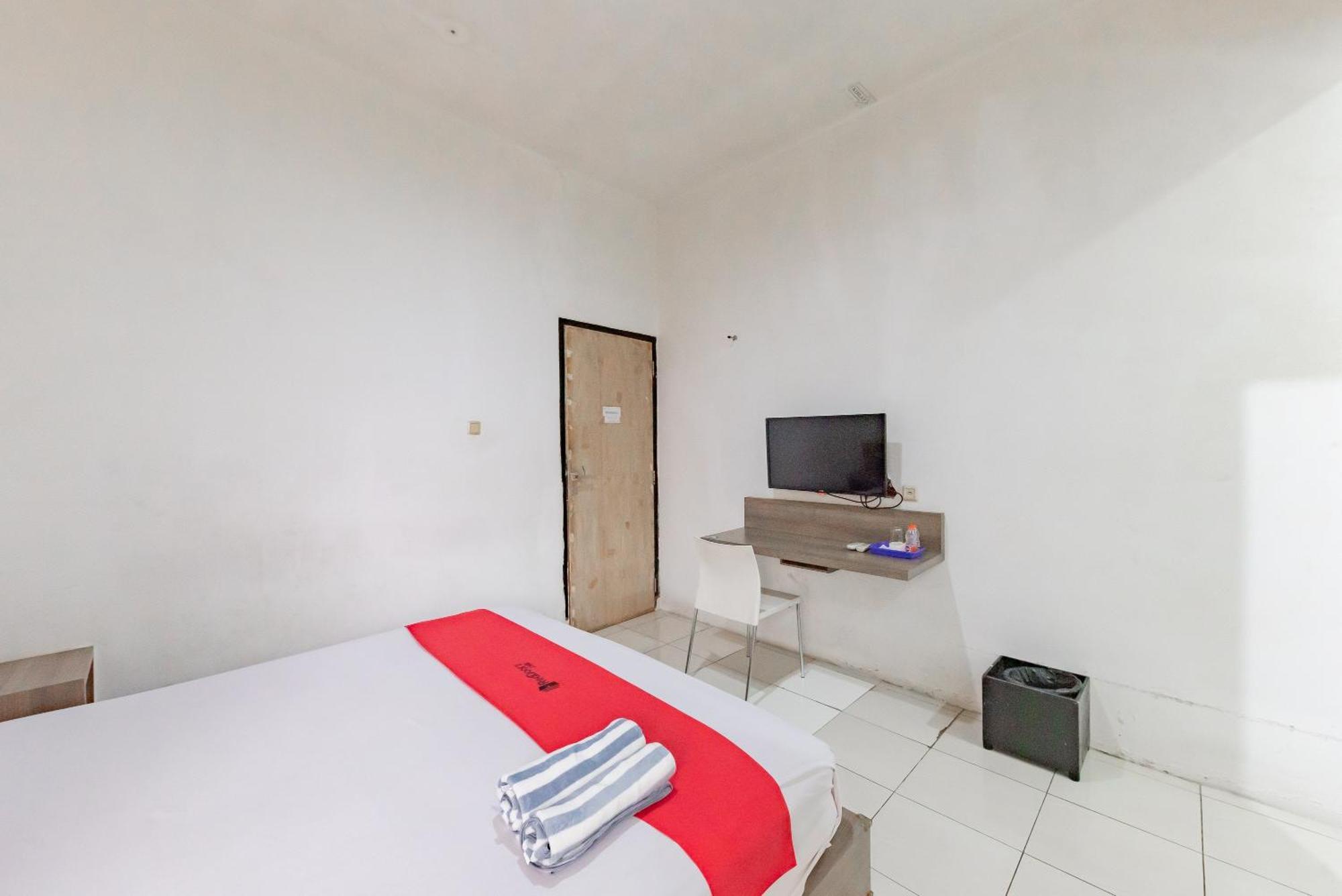 Reddoorz Near Taman Kota Lapang Merdeka Sukabumi Extérieur photo